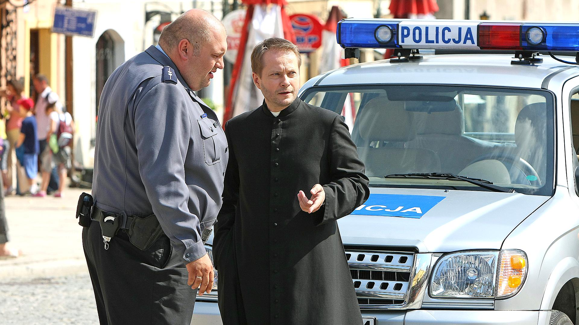 Ojciec Mateusz 6