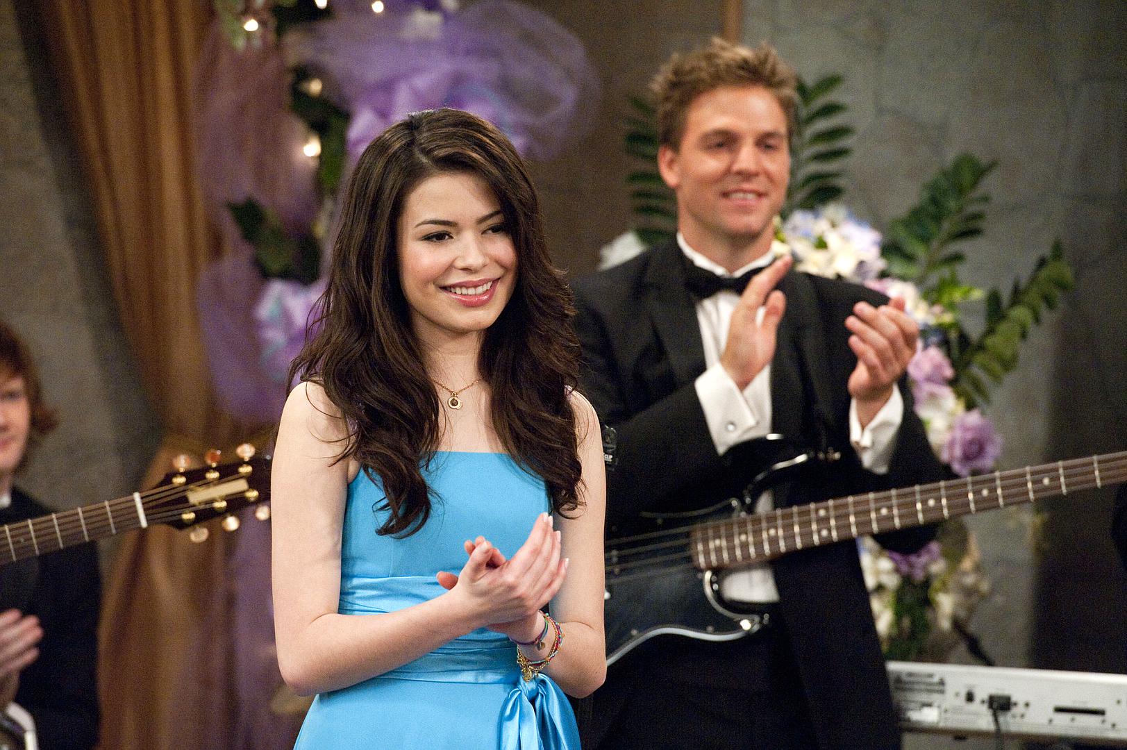 iCarly 2