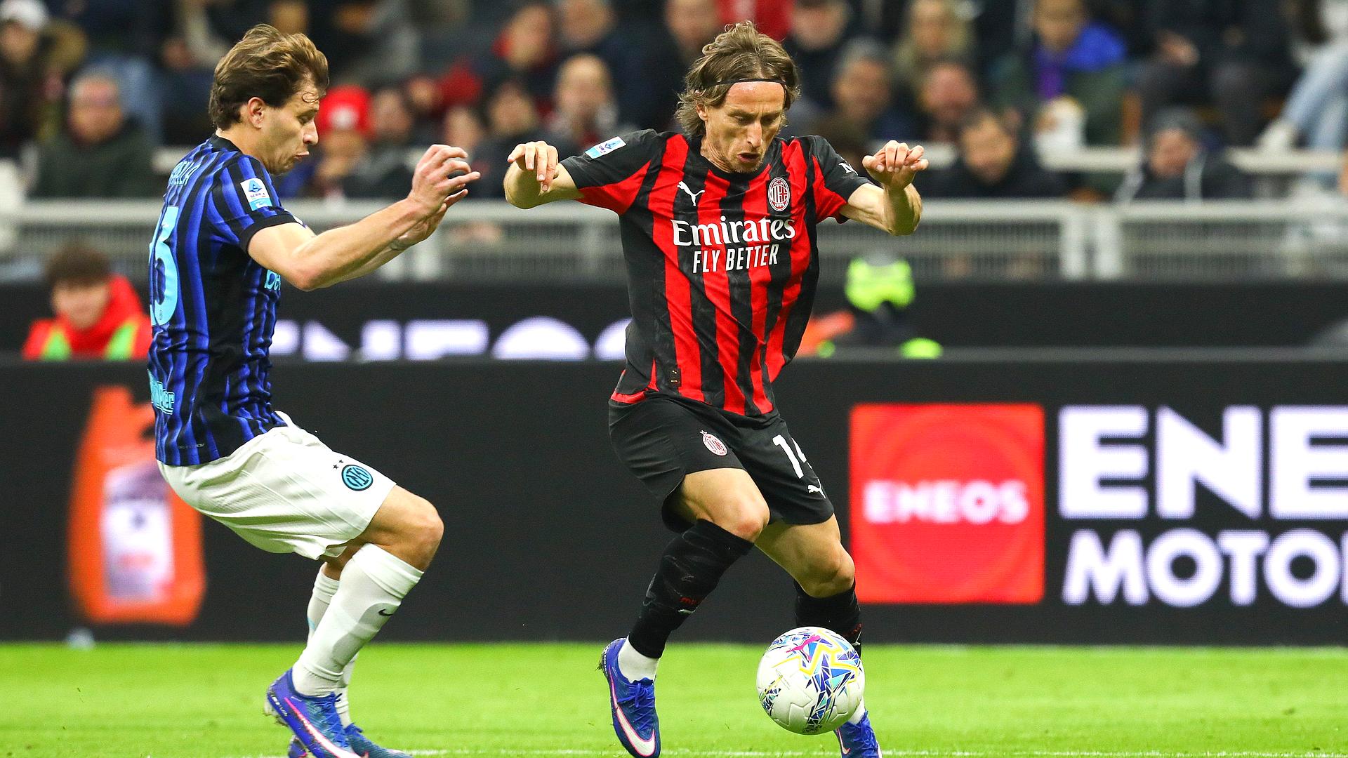 Liga włoska - mecz: AC Milan - Inter Mediolan